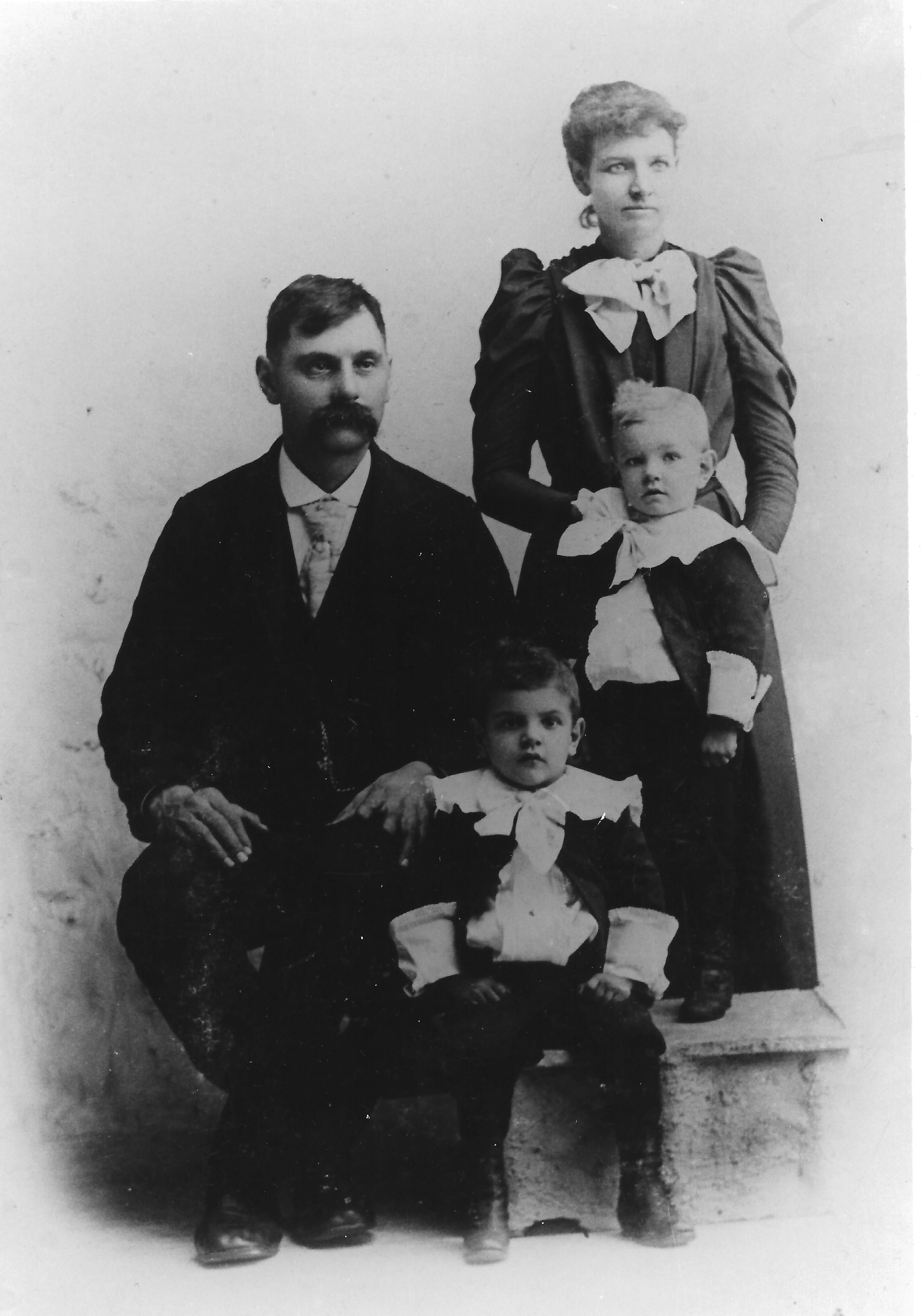 William Peter Kremer, Mae Belle Lewis-Kremer, twin boys Charles M. & George T.